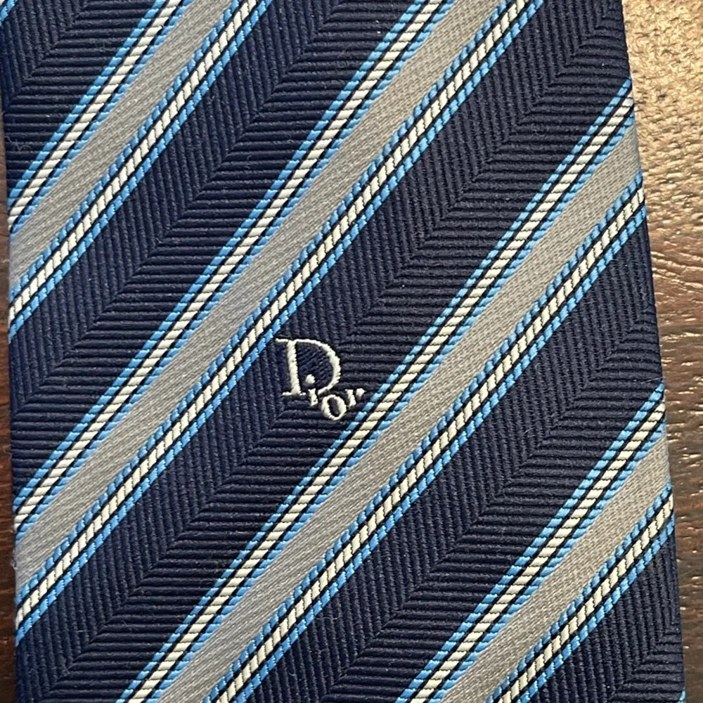 Christian Dior Mens Navy Blue Grey Striped Silk Blend Herringbone Necktie Logo